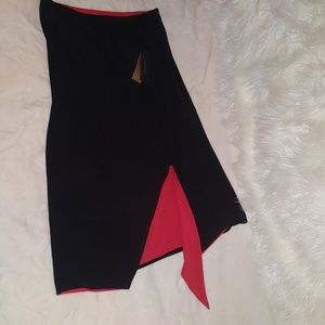 Donna Karan New York black red front slit skirt S